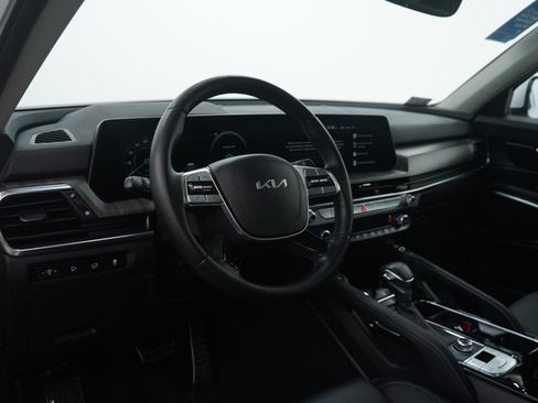 Used 2023 Kia Telluride SX image 17