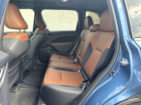 Used 2025 Subaru Forester Touring image 26