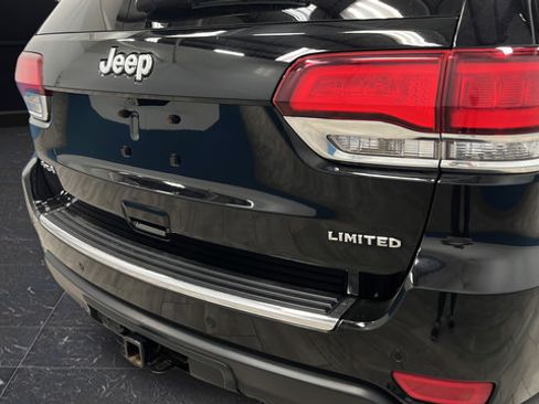 Used 2020 Jeep Grand Cherokee Limited w/ Luxury Group II AWD/4WD image 39