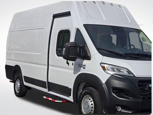 Used 2024 RAM ProMaster 3500 w/ Delivery Van Package image 55