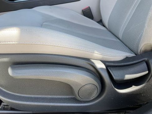 Used 2019 Hyundai Sonata SE w/ Winter Weather Package image 24