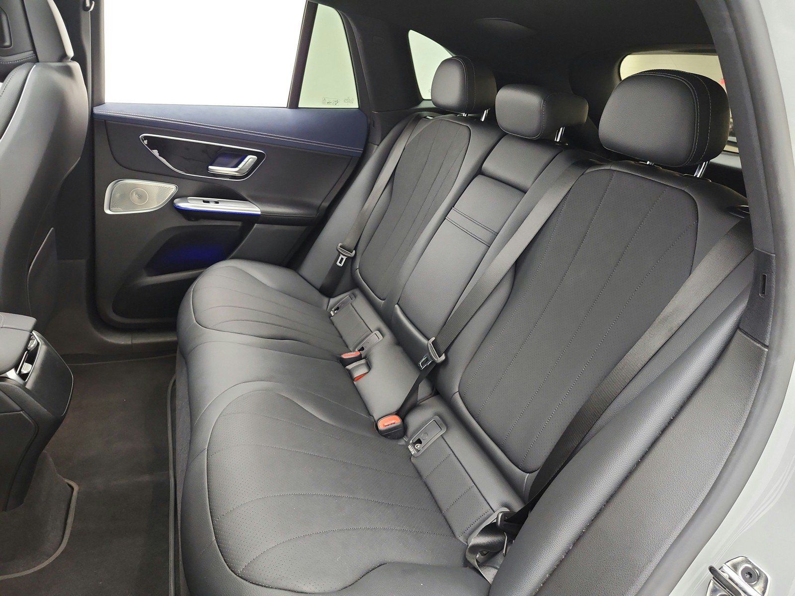 Used 2023 Mercedes-Benz EQE 350+ 4MATIC SUV image 13