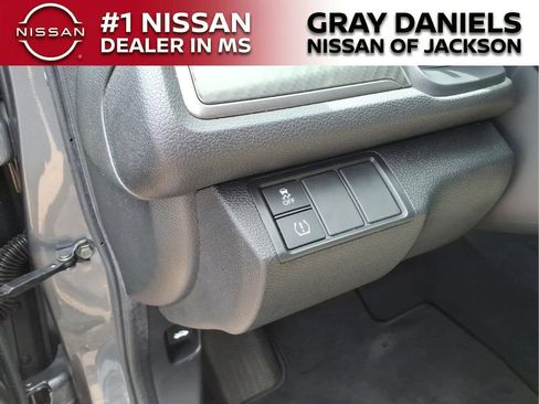 Used 2018 Honda Civic Sport image 12