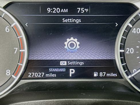 Used 2024 Nissan Rogue SV FWD image 19