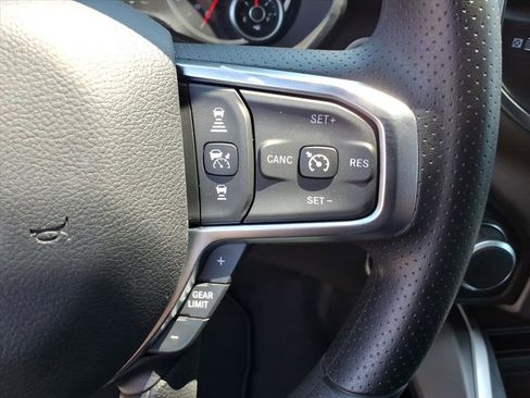 New 2026 RAM 1500 Express AWD/4WD image 23