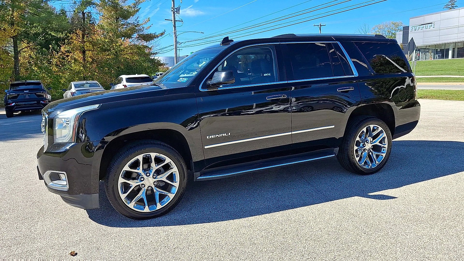 Used 2018 GMC Yukon Denali w/ Open Road Package AWD/4WD image 5