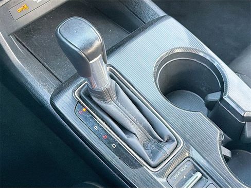 Used 2024 Honda Civic Sport image 16