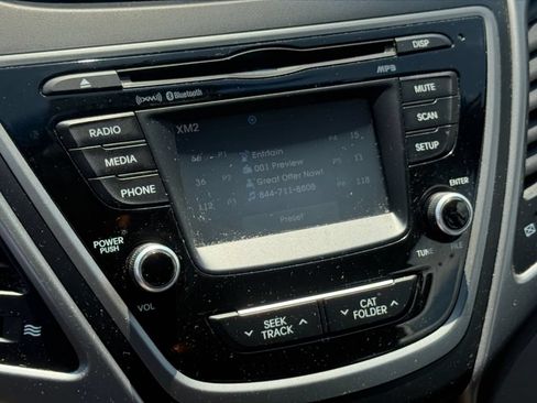 Used 2015 Hyundai Elantra SE w/ Option Group 02 FWD image 24