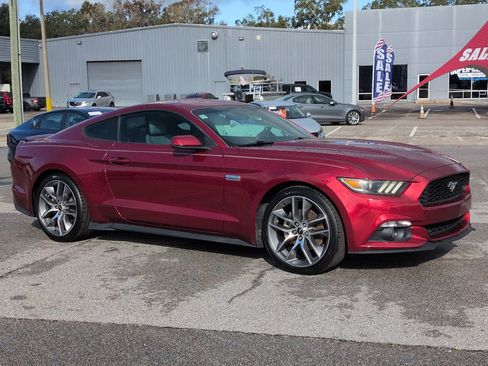 Used 2016 Ford Mustang Premium image 2