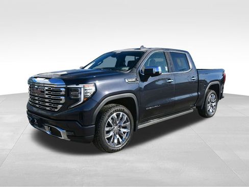 Used 2023 GMC Sierra 1500 Denali w/ Denali Reserve Package AWD/4WD image 3