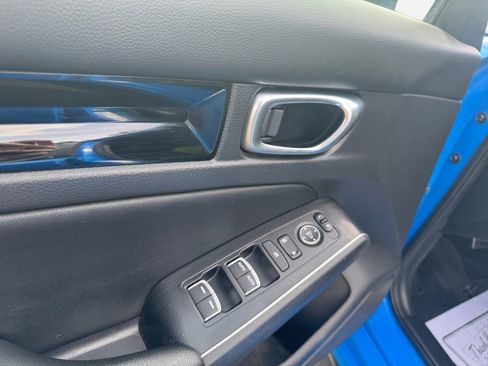 Used 2022 Honda Civic Sport Touring image 14