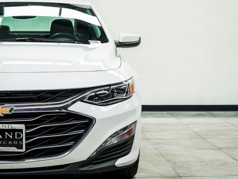 Used 2024 Chevrolet Malibu LT FWD image 4