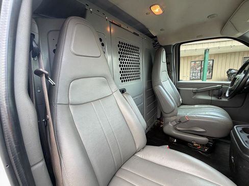 Used 2019 Chevrolet Express 2500 Extended w/ Driver Convenience Package RWD image 18