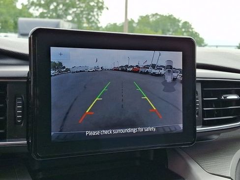 Certified 2023 Ford Explorer XLT w/ Equipment Group 202A AWD/4WD image 20