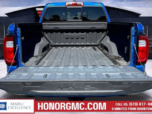 Used 2023 GMC Canyon Elevation w/ Elevation Premium Package AWD/4WD image 7