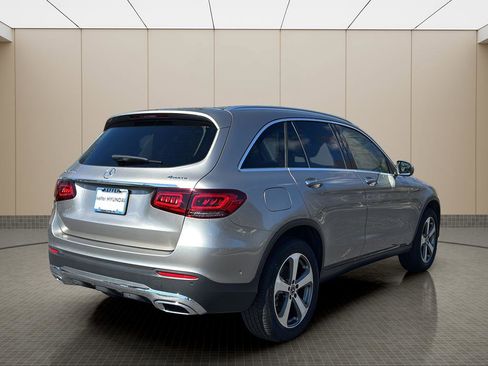 Used 2020 Mercedes-Benz GLC 300 4MATIC image 5