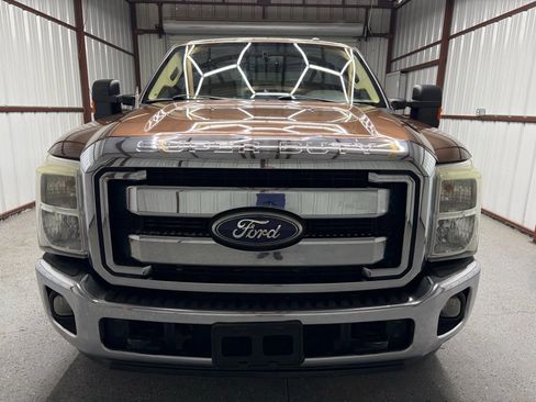 Used 2011 Ford F250 Lariat w/ Lariat Ultimate Pkg image 2