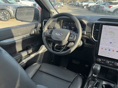 New 2025 Ford Ranger Lariat w/ FX4 Off-Road Package image 17
