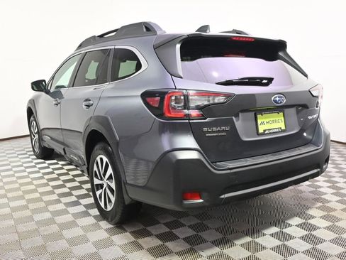 Certified 2023 Subaru Outback Premium image 4
