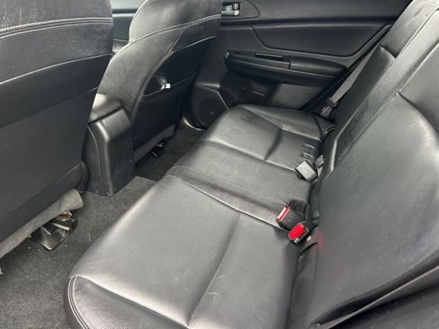 Used 2014 Subaru Crosstrek 2.0i Limited AWD/4WD image 12