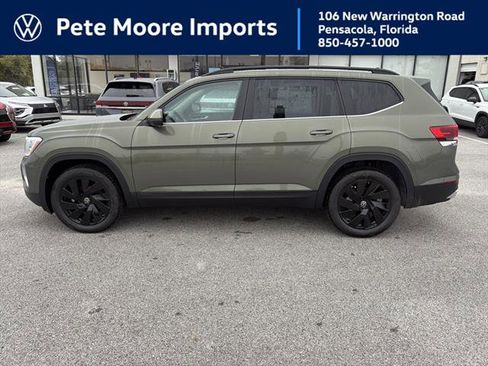 New 2026 Volkswagen Atlas SE image 1