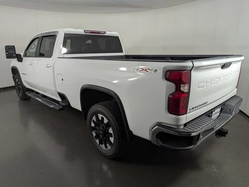 Used 2020 Chevrolet Silverado 2500 LT w/ True North Edition AWD/4WD image 6