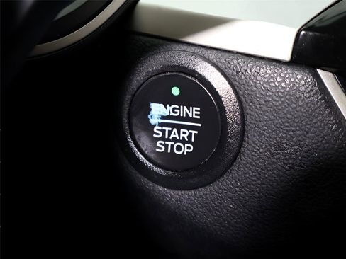 Used 2022 Ford Escape SEL w/ Technology Package image 39