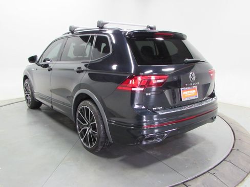 Used 2023 Volkswagen Tiguan SE R-Line FWD image 5