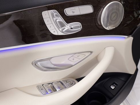 Used 2021 Mercedes-Benz E 350 Sedan image 39