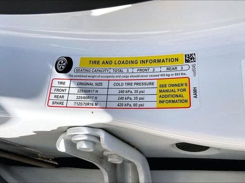 Used 2025 Chevrolet TrailBlazer LT AWD/4WD image 34