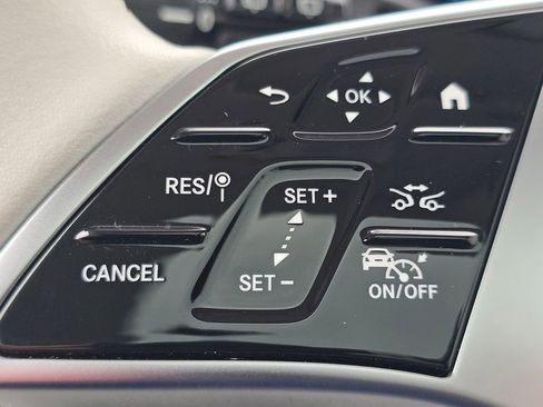 Certified 2023 Mercedes-Benz EQE 500 4MATIC SUV image 34