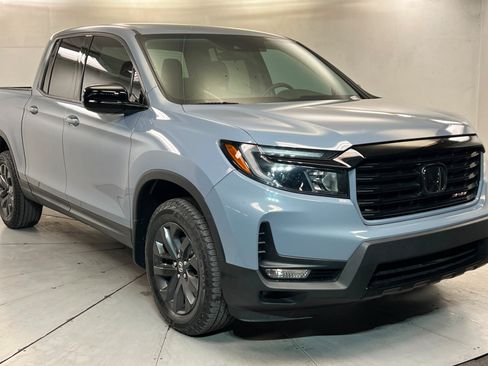 Used 2023 Honda Ridgeline Sport image 8