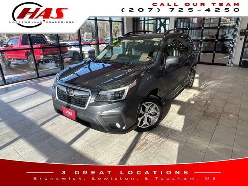 Used 2021 Subaru Forester Premium image 1