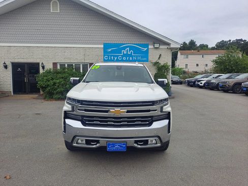 Used 2020 Chevrolet Silverado 1500 LTZ w/ LTZ Premium Package AWD/4WD image 3