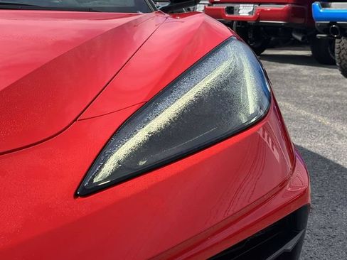 Used 2022 Chevrolet Corvette Stingray Premium Conv w/ Z51 Performance Package RWD image 9