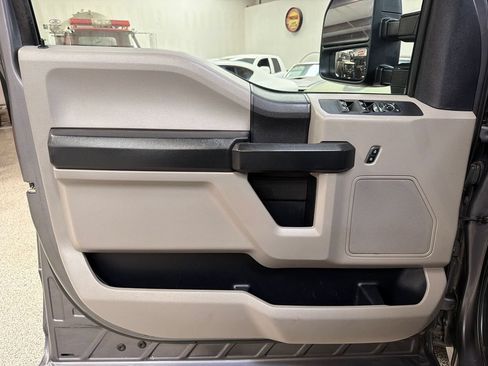 Used 2021 Ford F350 XL w/ STX Appearance Package RWD image 27
