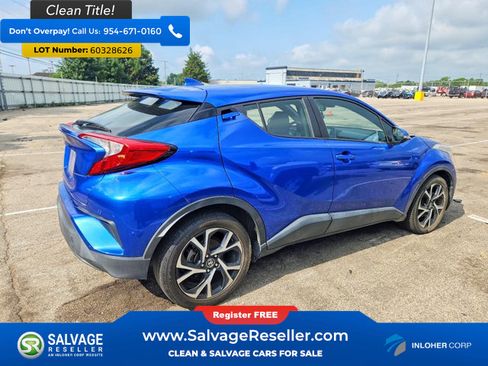 Used 2018 Toyota C-HR XLE FWD image 4