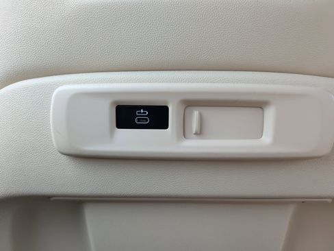 Used 2019 BMW X5 xDrive40i w/ Premium Package 2 image 30