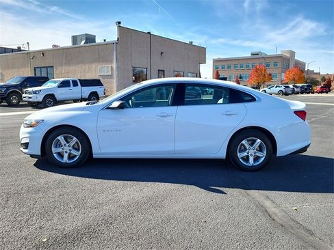 Used 2022 Chevrolet Malibu LS image 6