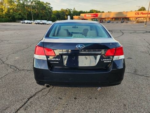 Used 2013 Subaru Legacy 2.5i Premium AWD/4WD image 5