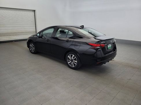 Used 2020 Nissan Versa SV FWD image 3