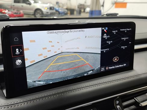 Used 2023 Genesis G70 2.0T image 2