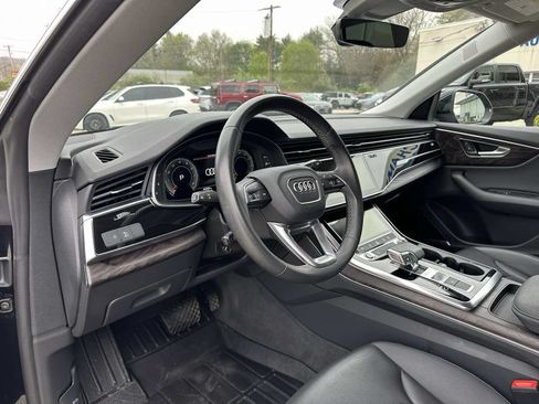 Used 2021 Audi Q8 Premium Plus w/ Premium Plus Package AWD/4WD image 10