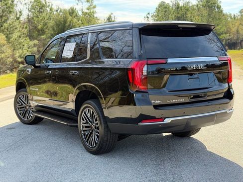 New 2026 GMC Yukon Elevation image 3