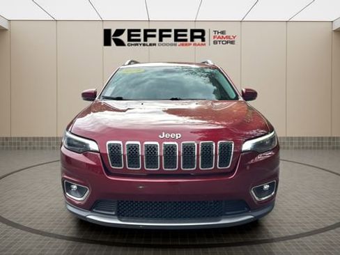 Used 2019 Jeep Cherokee Limited FWD image 9