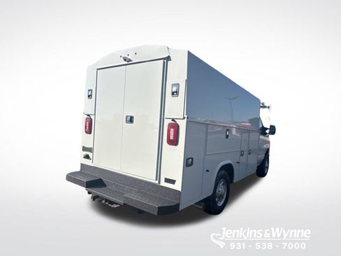New 2025 Ford E-350 and Econoline 350 Super Duty w/ Power Equipment Group RWD image 4