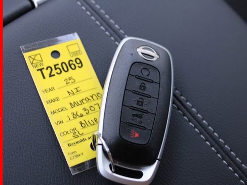 New 2025 Nissan Murano SL image 25