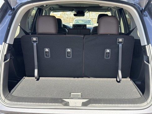 New 2026 Honda Pilot Touring image 9