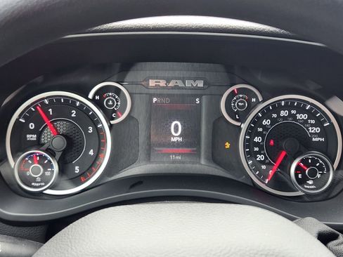New 2026 RAM 2500 Tradesman AWD/4WD image 11