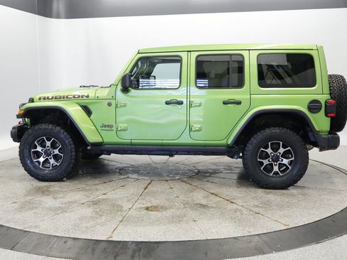 Used 2019 Jeep Wrangler Unlimited Rubicon w/ Uconnect 4C Nav & Sound Group AWD/4WD image 2